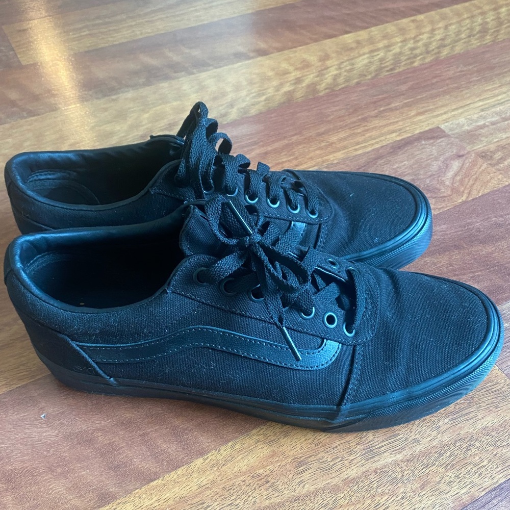 Brand New Mens Black Vans